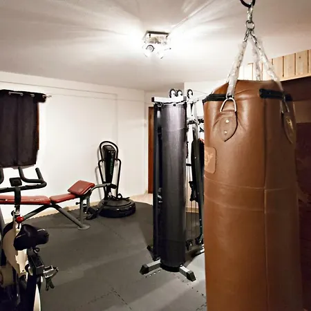 Monaco Homestay szállás *