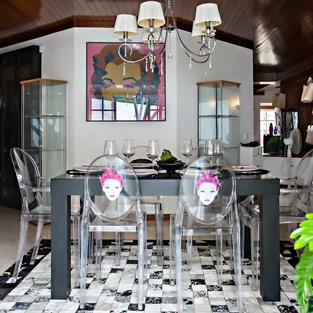 Homestay szállás Monaco Faro